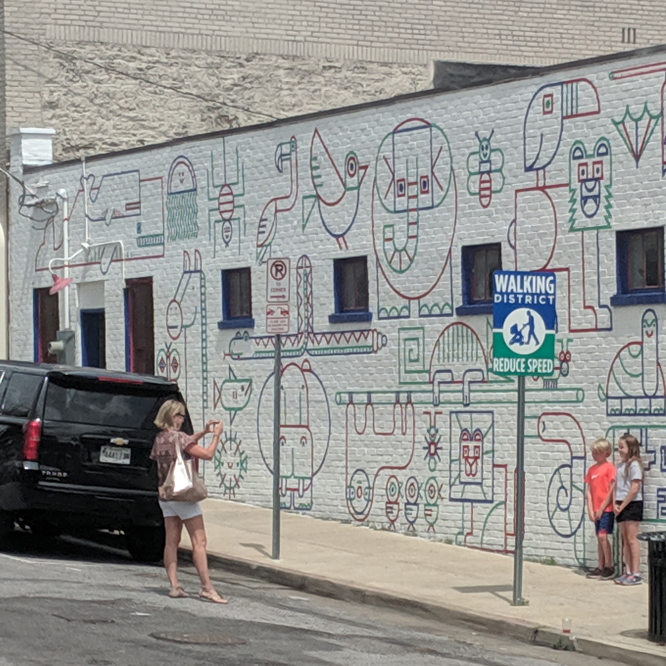 A beautiful street mural I came across in Nashville, Tennessee.